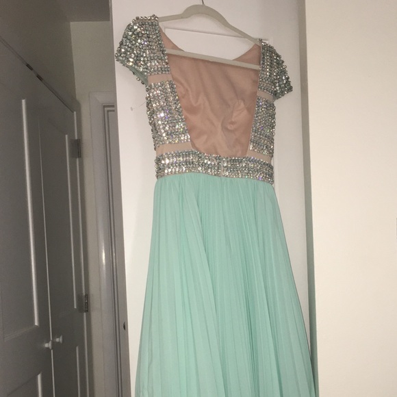 Formal,  mint, full length, pageant gown Sz 6 - Picture 7 of 7